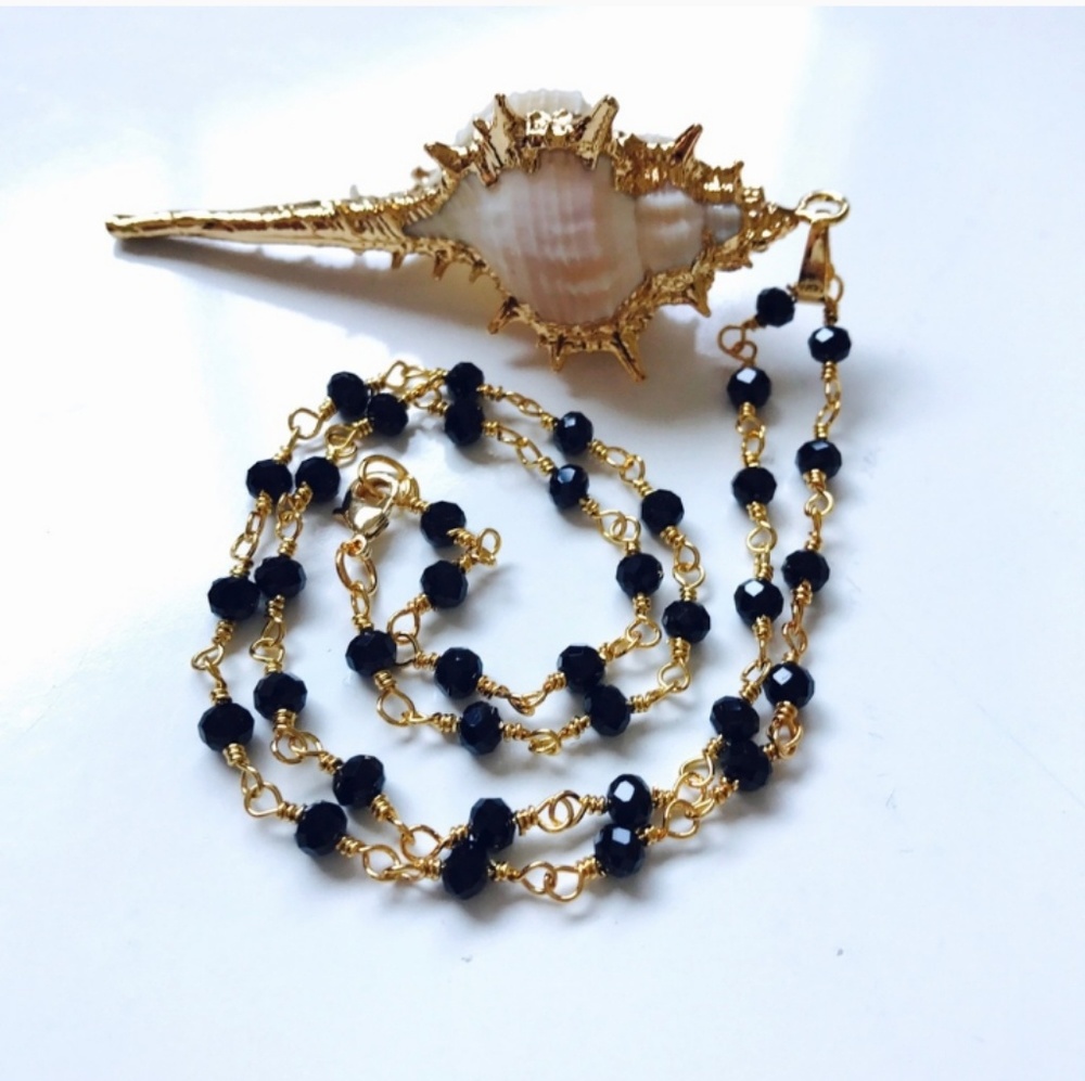 Bondhu Conch Shell Rosary - Picture 3 of 6